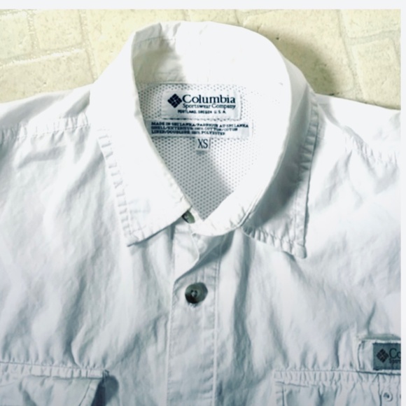 🍁 add any 4/$20 to your bundle 🍁 Columbia Fishing PFG Shirt - Unisex - Picture 1 of 7